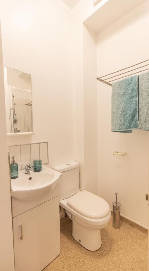 Cosy Modern Apartment, Grand Victorian Building, 5 Mins To Coventry City Centre Экстерьер фото